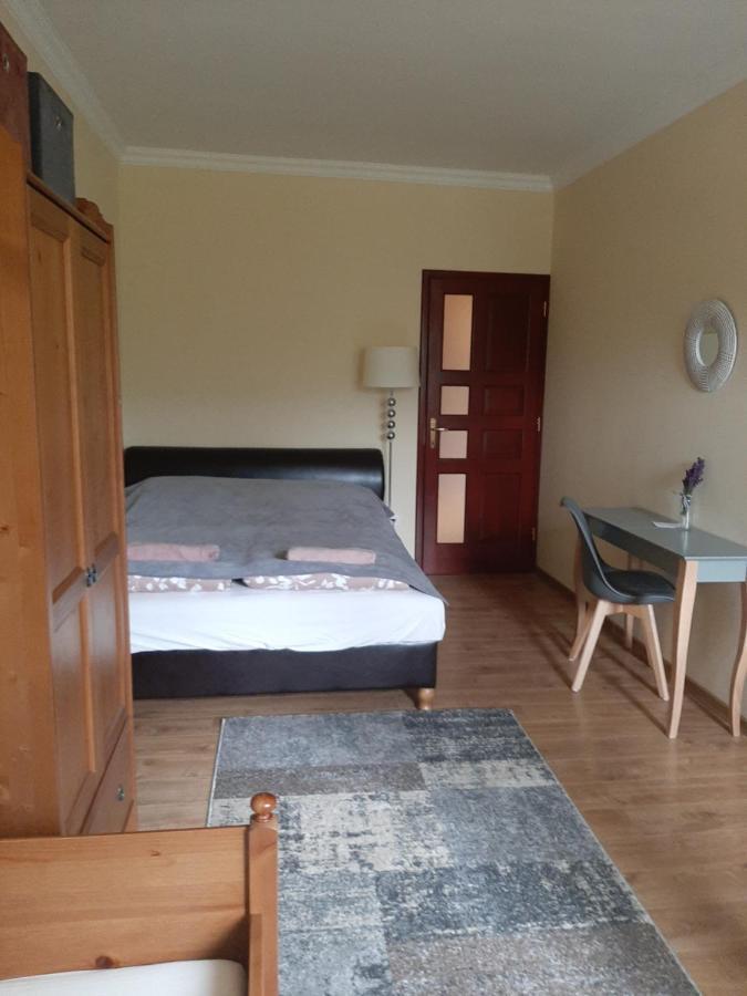 Megyeri Apartman Pocsmegyer Экстерьер фото